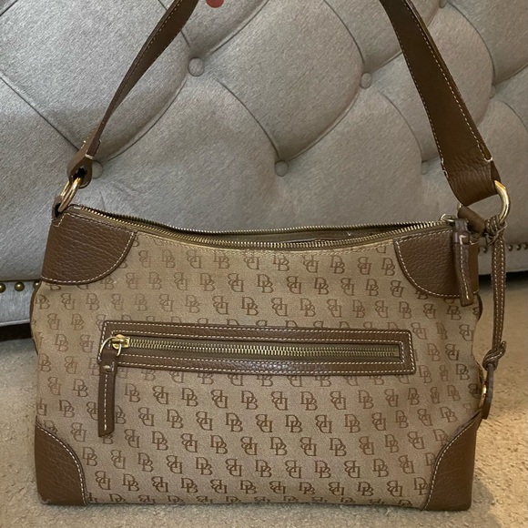 Used Dooney & Bourke and wallet - Picture 3 of 5